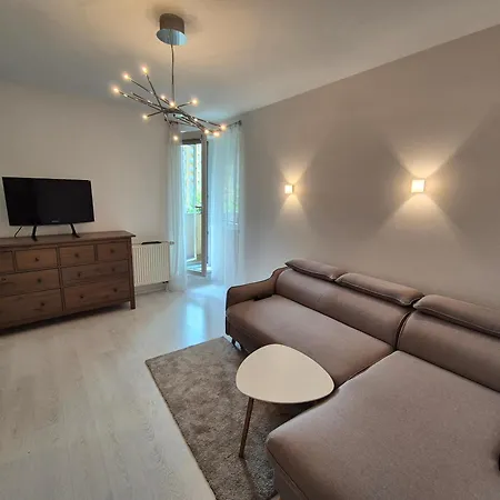 Arboreum Apartment